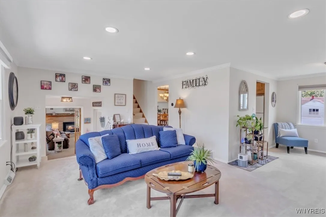 48 Woodbury Drive, Lockport City, New York 14094, Lockport City, New York 14094, 3 Bedrooms Bedrooms, 7 Rooms Rooms,1 BathroomBathrooms,Residential,Closed,48 Woodbury Drive, Lockport City, New York 14094,0,B1617663