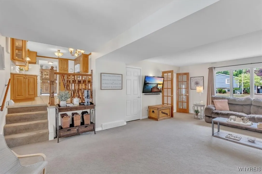 48 Woodbury Drive, Lockport City, New York 14094, Lockport City, New York 14094, 3 Bedrooms Bedrooms, 7 Rooms Rooms,1 BathroomBathrooms,Residential,Closed,48 Woodbury Drive, Lockport City, New York 14094,0,B1617663