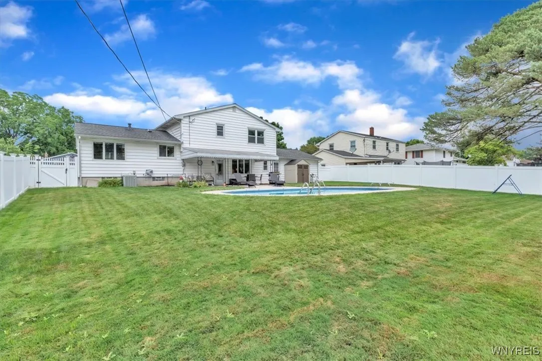 48 Woodbury Drive, Lockport City, New York 14094, Lockport City, New York 14094, 3 Bedrooms Bedrooms, 7 Rooms Rooms,1 BathroomBathrooms,Residential,Closed,48 Woodbury Drive, Lockport City, New York 14094,0,B1617663