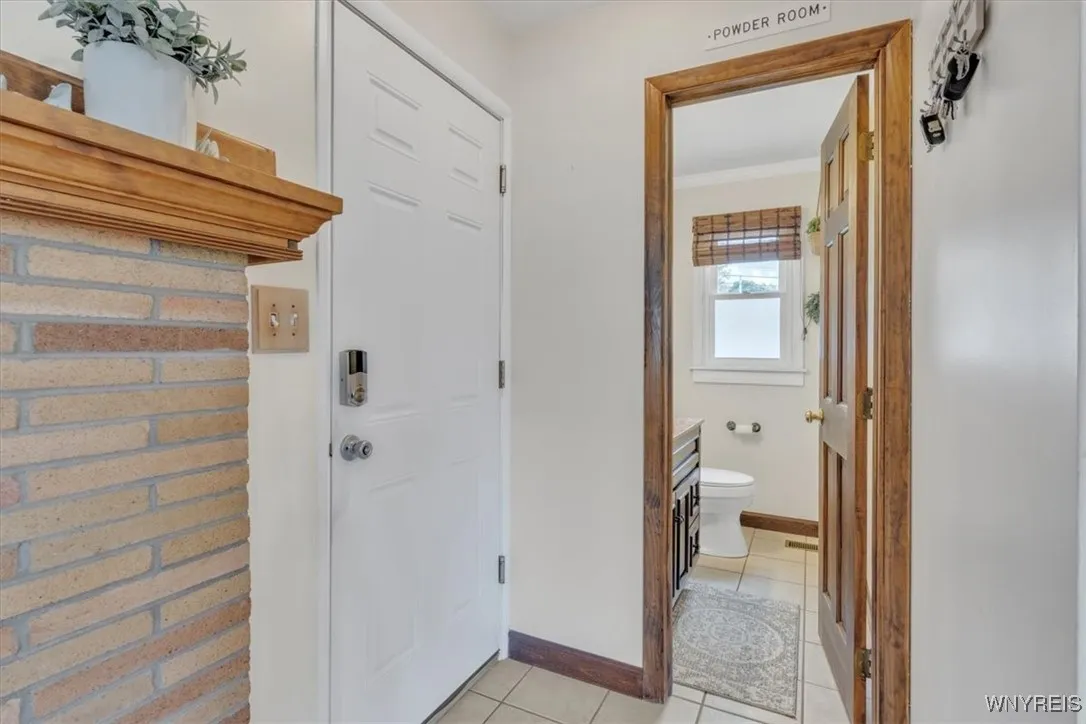 48 Woodbury Drive, Lockport City, New York 14094, Lockport City, New York 14094, 3 Bedrooms Bedrooms, 7 Rooms Rooms,1 BathroomBathrooms,Residential,Closed,48 Woodbury Drive, Lockport City, New York 14094,0,B1617663