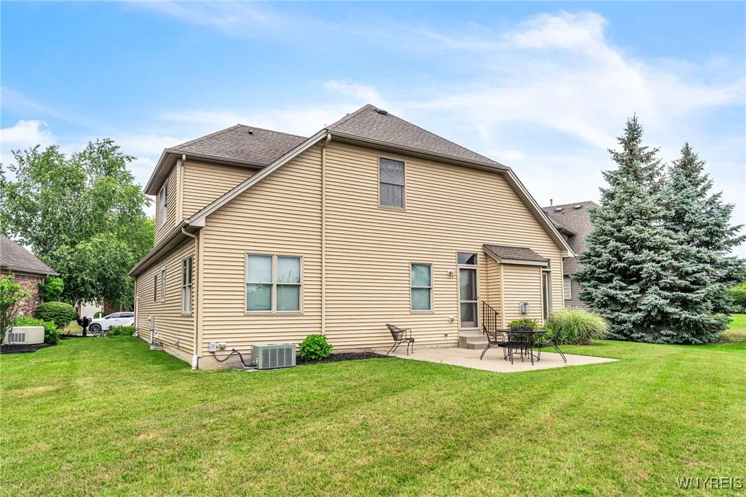 70 Haverford Lane, Amherst, New York 14221, Amherst, New York 14221, 3 Bedrooms Bedrooms, 11 Rooms Rooms,2 BathroomsBathrooms,Residential,For Sale,70 Haverford Lane, Amherst, New York 14221,B1621370