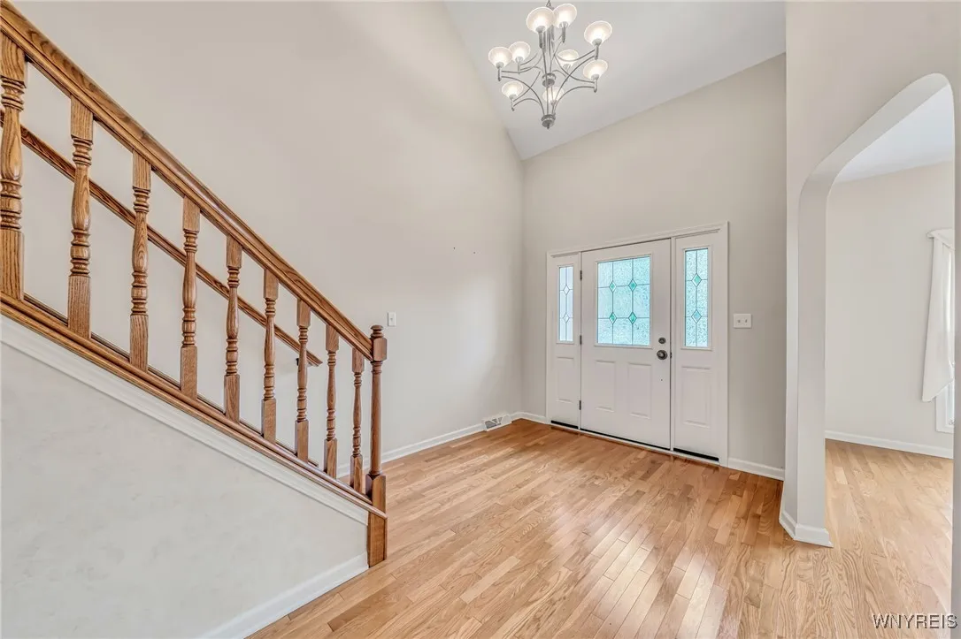 70 Haverford Lane, Amherst, New York 14221, Amherst, New York 14221, 3 Bedrooms Bedrooms, 11 Rooms Rooms,2 BathroomsBathrooms,Residential,For Sale,70 Haverford Lane, Amherst, New York 14221,B1621370