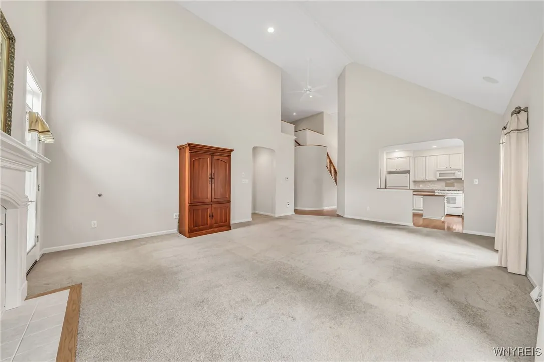 70 Haverford Lane, Amherst, New York 14221, Amherst, New York 14221, 3 Bedrooms Bedrooms, 11 Rooms Rooms,2 BathroomsBathrooms,Residential,For Sale,70 Haverford Lane, Amherst, New York 14221,B1621370