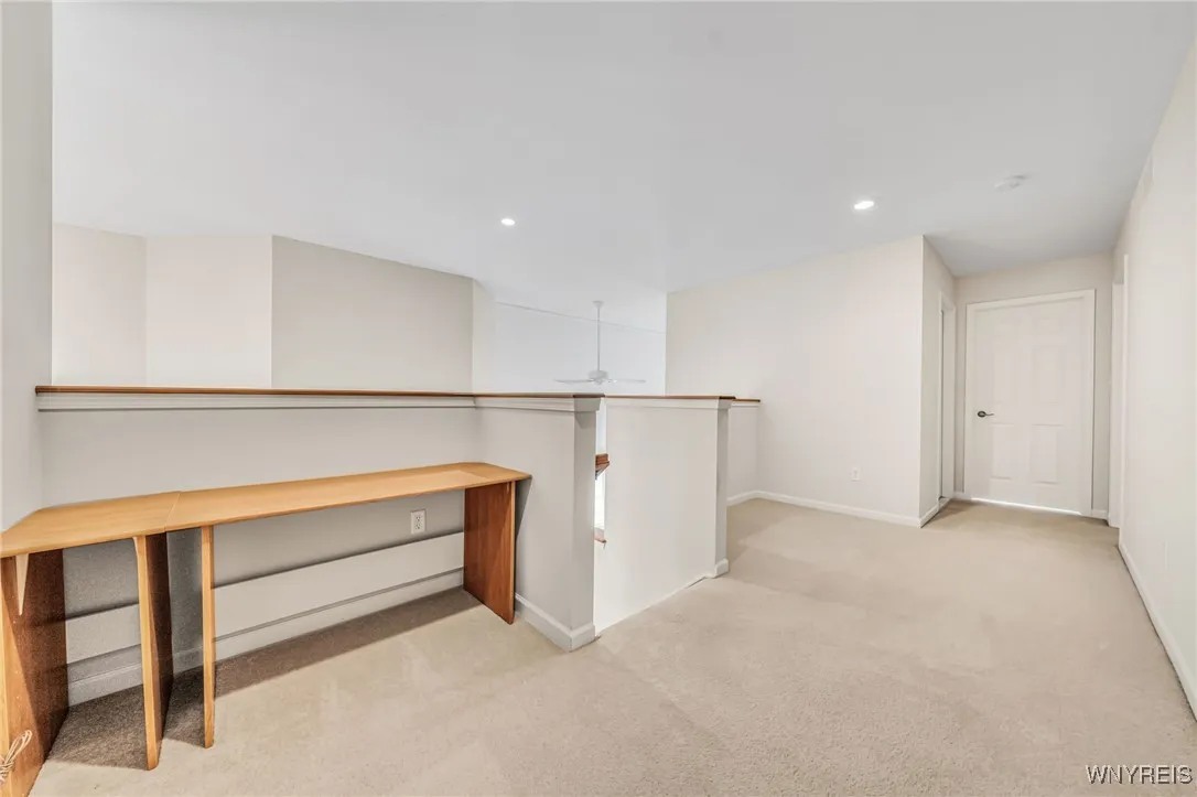 70 Haverford Lane, Amherst, New York 14221, Amherst, New York 14221, 3 Bedrooms Bedrooms, 11 Rooms Rooms,2 BathroomsBathrooms,Residential,For Sale,70 Haverford Lane, Amherst, New York 14221,B1621708
