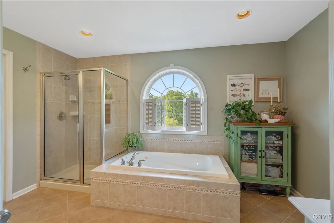 1002 Oreste Street, Camillus, New York 13031, Camillus, New York 13031, 4 Bedrooms Bedrooms, 12 Rooms Rooms,2 BathroomsBathrooms,Residential,For Sale,1002 Oreste Street, Camillus, New York 13031,S1620630