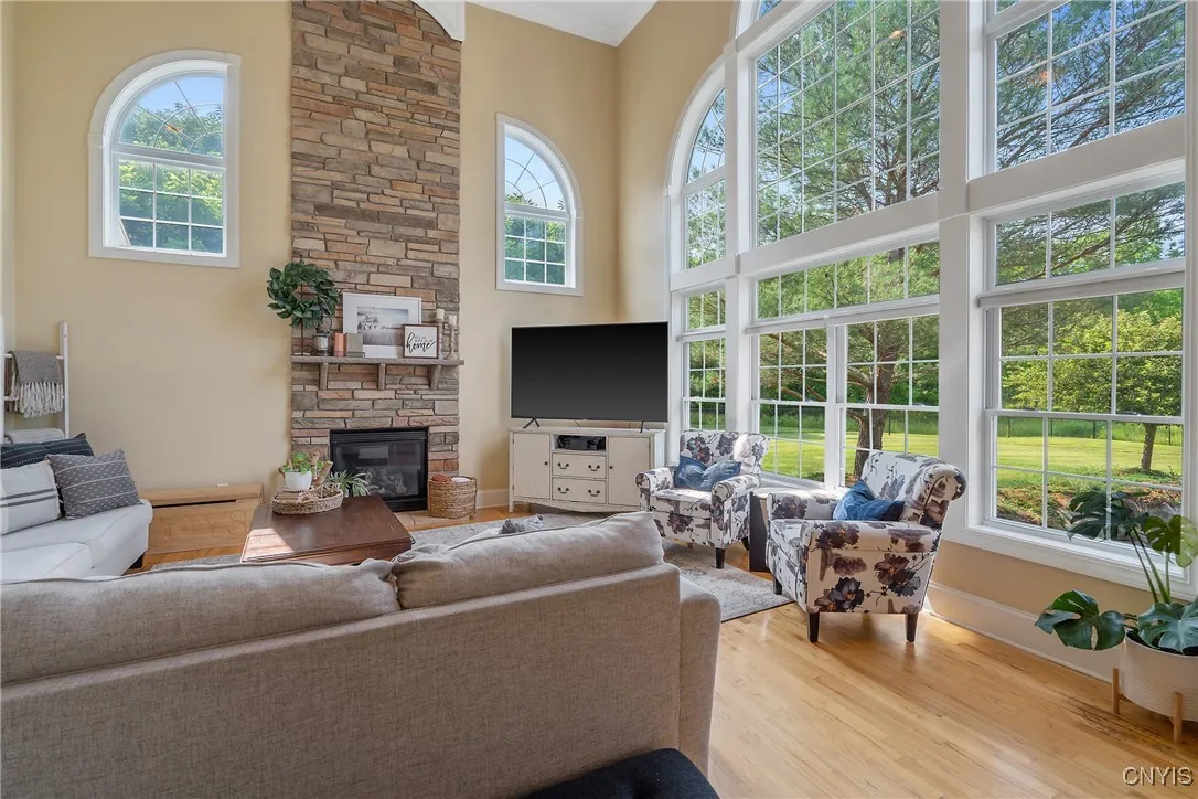 1002 Oreste Street, Camillus, New York 13031, Camillus, New York 13031, 4 Bedrooms Bedrooms, 12 Rooms Rooms,2 BathroomsBathrooms,Residential,For Sale,1002 Oreste Street, Camillus, New York 13031,S1620630