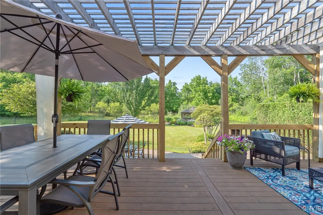 1002 Oreste Street, Camillus, New York 13031, Camillus, New York 13031, 4 Bedrooms Bedrooms, 12 Rooms Rooms,2 BathroomsBathrooms,Residential,For Sale,1002 Oreste Street, Camillus, New York 13031,S1620630