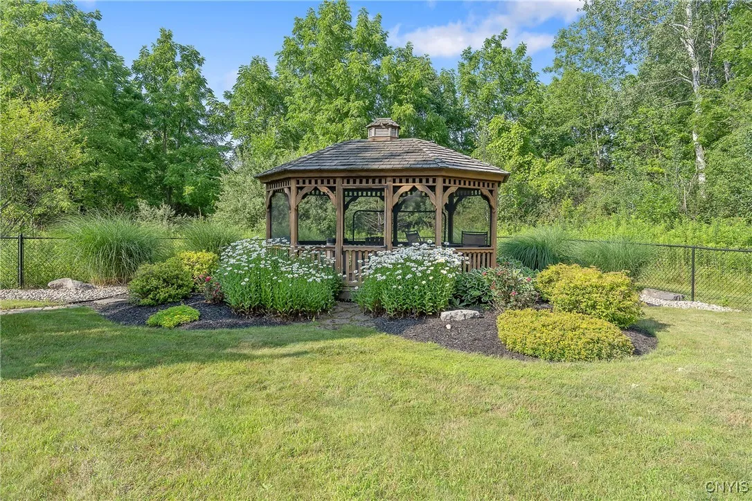 1002 Oreste Street, Camillus, New York 13031, Camillus, New York 13031, 4 Bedrooms Bedrooms, 12 Rooms Rooms,2 BathroomsBathrooms,Residential,For Sale,1002 Oreste Street, Camillus, New York 13031,S1620630