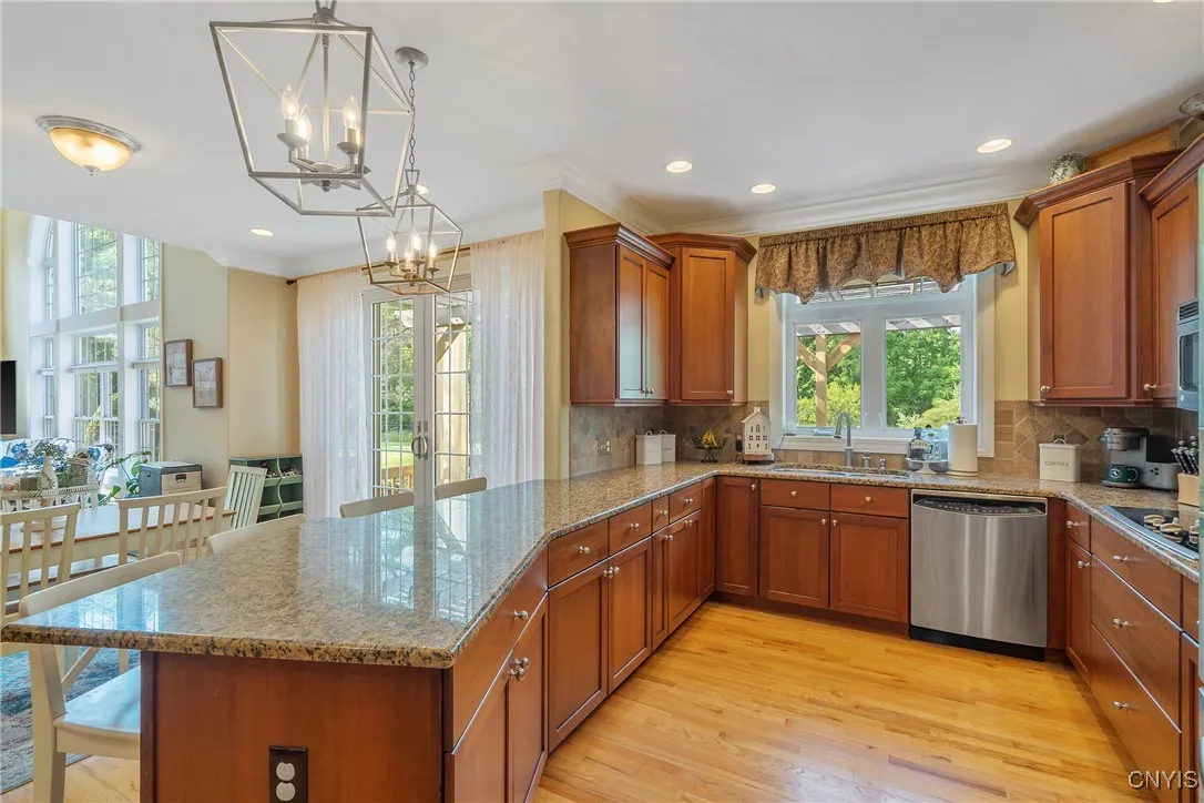 1002 Oreste Street, Camillus, New York 13031, Camillus, New York 13031, 4 Bedrooms Bedrooms, 12 Rooms Rooms,2 BathroomsBathrooms,Residential,For Sale,1002 Oreste Street, Camillus, New York 13031,S1620630