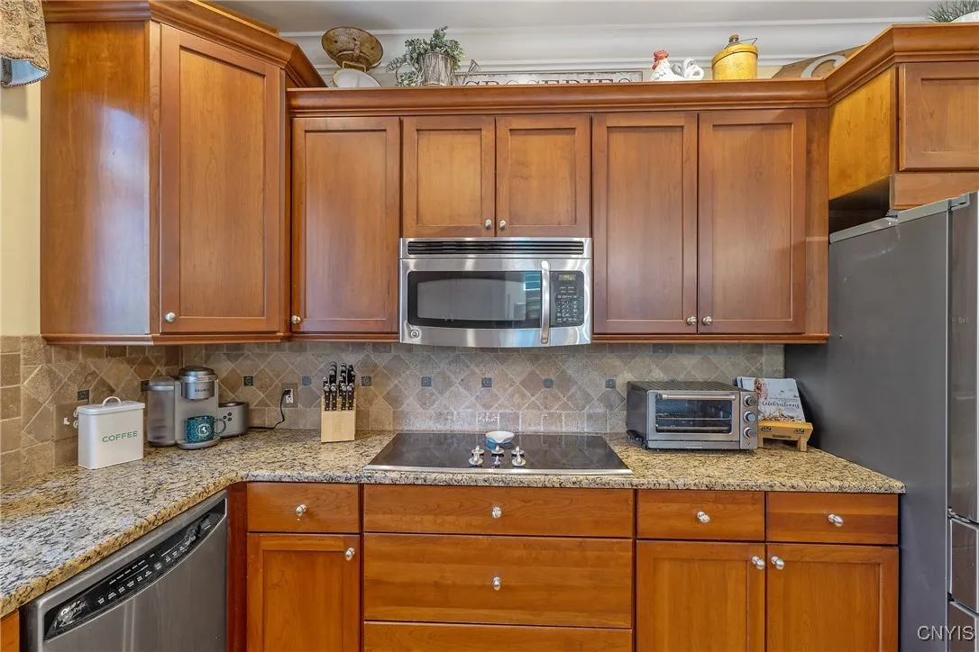 1002 Oreste Street, Camillus, New York 13031, Camillus, New York 13031, 4 Bedrooms Bedrooms, 12 Rooms Rooms,2 BathroomsBathrooms,Residential,For Sale,1002 Oreste Street, Camillus, New York 13031,S1620630