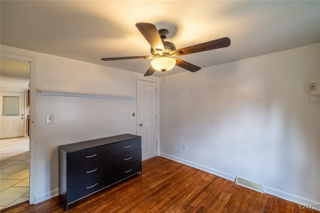 9426 Brewerton Road, Cicero, New York 13029, Cicero, New York 13029, 4 Bedrooms Bedrooms, 10 Rooms Rooms,1 BathroomBathrooms,Residential,For Sale,9426 Brewerton Road, Cicero, New York 13029,S1621454