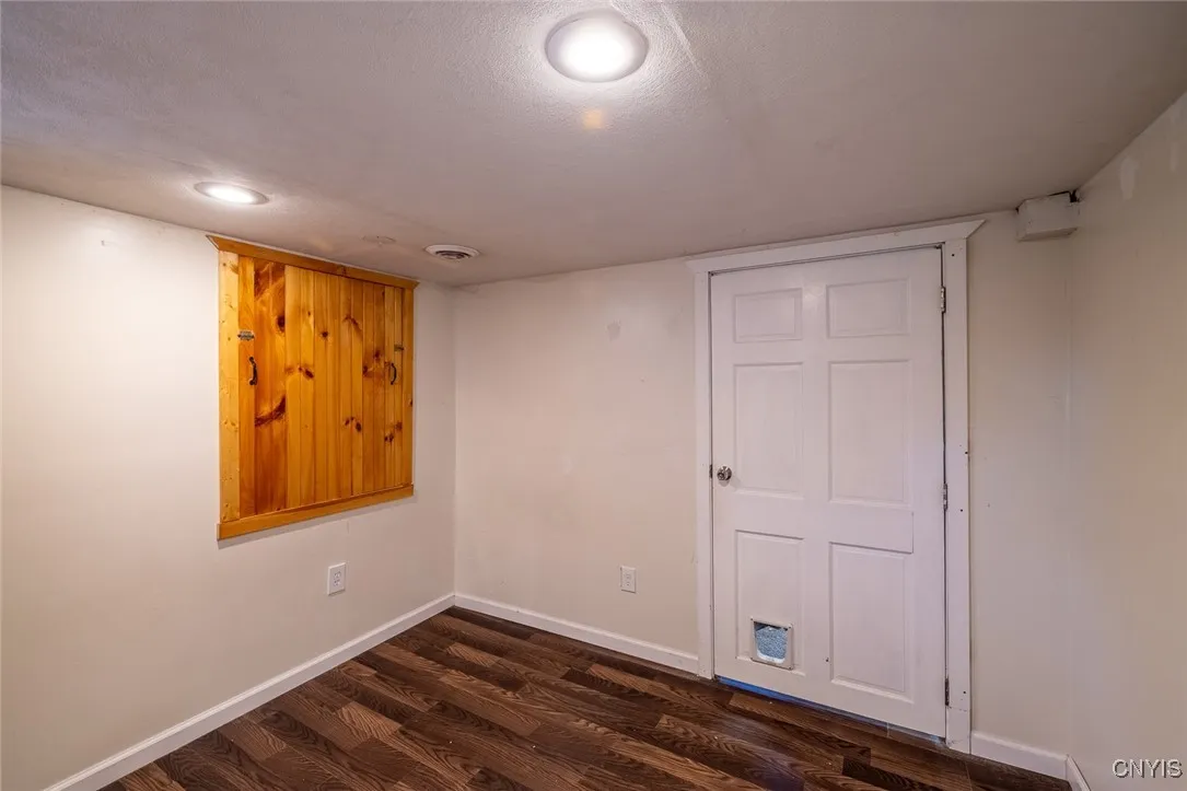 9426 Brewerton Road, Cicero, New York 13029, Cicero, New York 13029, 4 Bedrooms Bedrooms, 10 Rooms Rooms,1 BathroomBathrooms,Residential,For Sale,9426 Brewerton Road, Cicero, New York 13029,S1621454