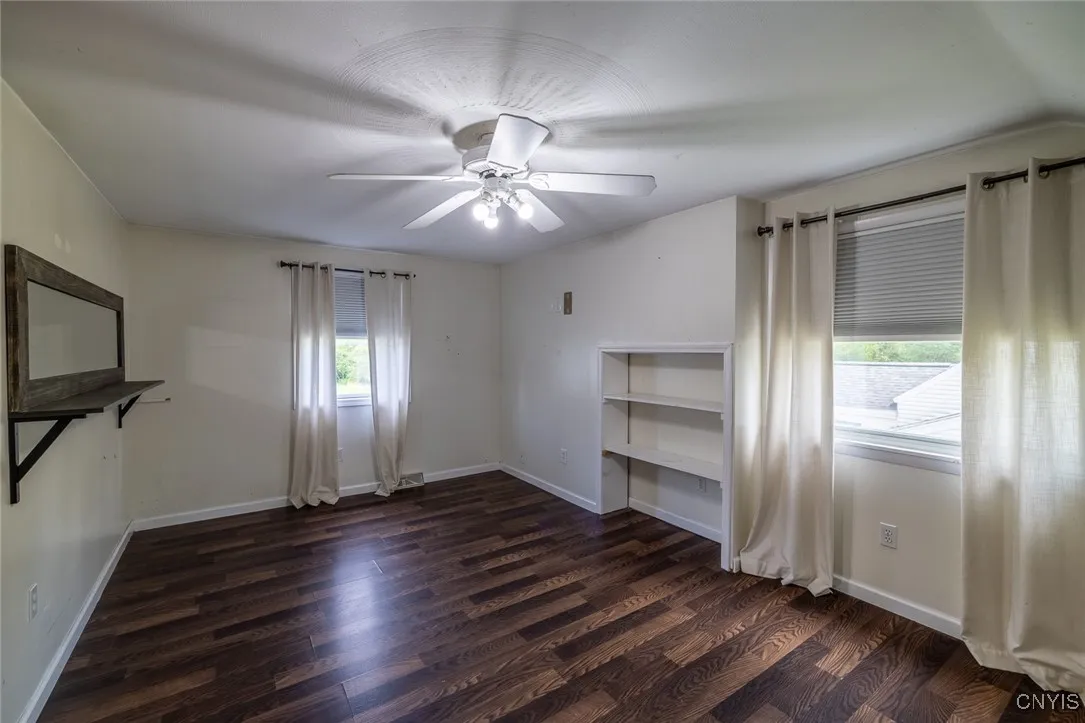 9426 Brewerton Road, Cicero, New York 13029, Cicero, New York 13029, 4 Bedrooms Bedrooms, 10 Rooms Rooms,1 BathroomBathrooms,Residential,For Sale,9426 Brewerton Road, Cicero, New York 13029,S1621454