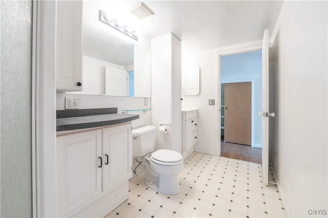 37 Cambridge Road, Whitestown, New York 13492, Whitestown, New York 13492, 4 Bedrooms Bedrooms, 7 Rooms Rooms,2 BathroomsBathrooms,Residential,For Sale,37 Cambridge Road, Whitestown, New York 13492,S1621182