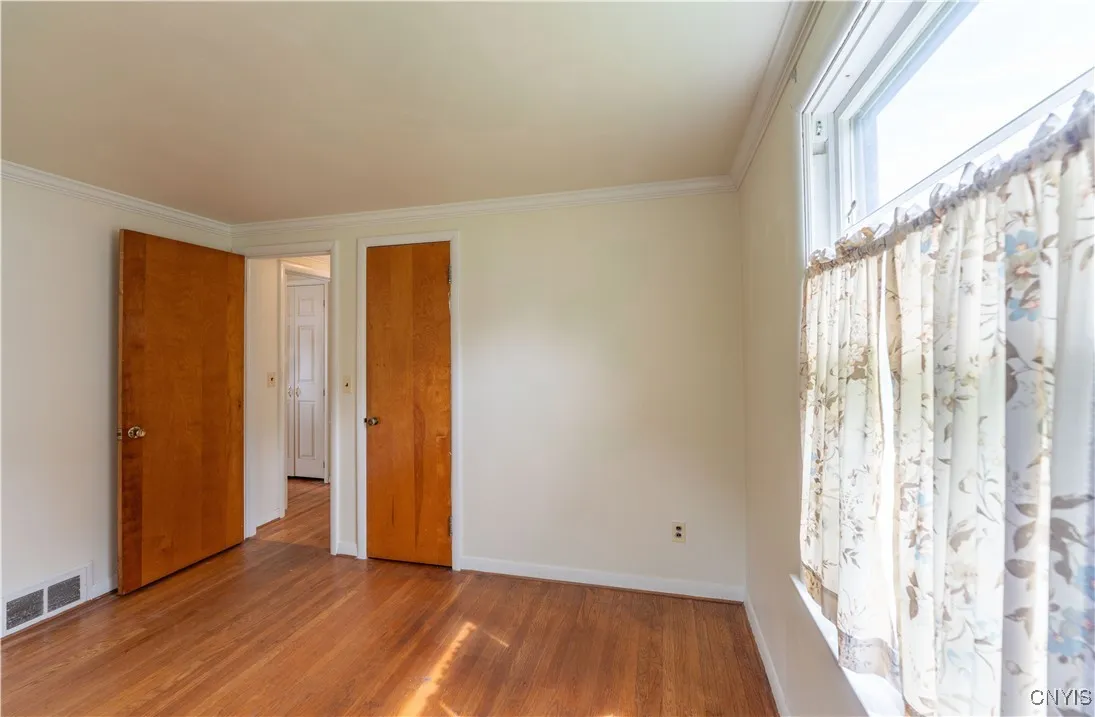37 Cambridge Road, Whitestown, New York 13492, Whitestown, New York 13492, 4 Bedrooms Bedrooms, 7 Rooms Rooms,2 BathroomsBathrooms,Residential,For Sale,37 Cambridge Road, Whitestown, New York 13492,S1621182