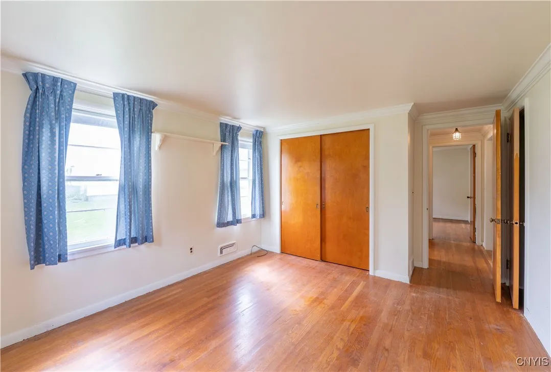 37 Cambridge Road, Whitestown, New York 13492, Whitestown, New York 13492, 4 Bedrooms Bedrooms, 7 Rooms Rooms,2 BathroomsBathrooms,Residential,For Sale,37 Cambridge Road, Whitestown, New York 13492,S1621182