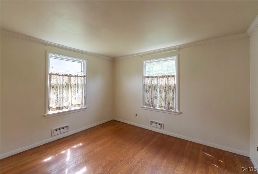 37 Cambridge Road, Whitestown, New York 13492, Whitestown, New York 13492, 4 Bedrooms Bedrooms, 7 Rooms Rooms,2 BathroomsBathrooms,Residential,For Sale,37 Cambridge Road, Whitestown, New York 13492,S1621182