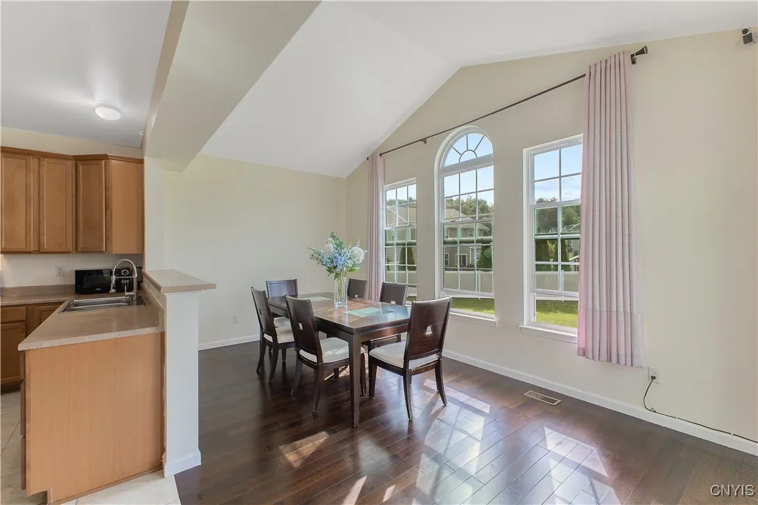 5847 Quarter Moon Drive, Onondaga, New York 13078, Onondaga, New York 13078, 5 Bedrooms Bedrooms, 11 Rooms Rooms,4 BathroomsBathrooms,Residential,For Sale,5847 Quarter Moon Drive, Onondaga, New York 13078,S1621094