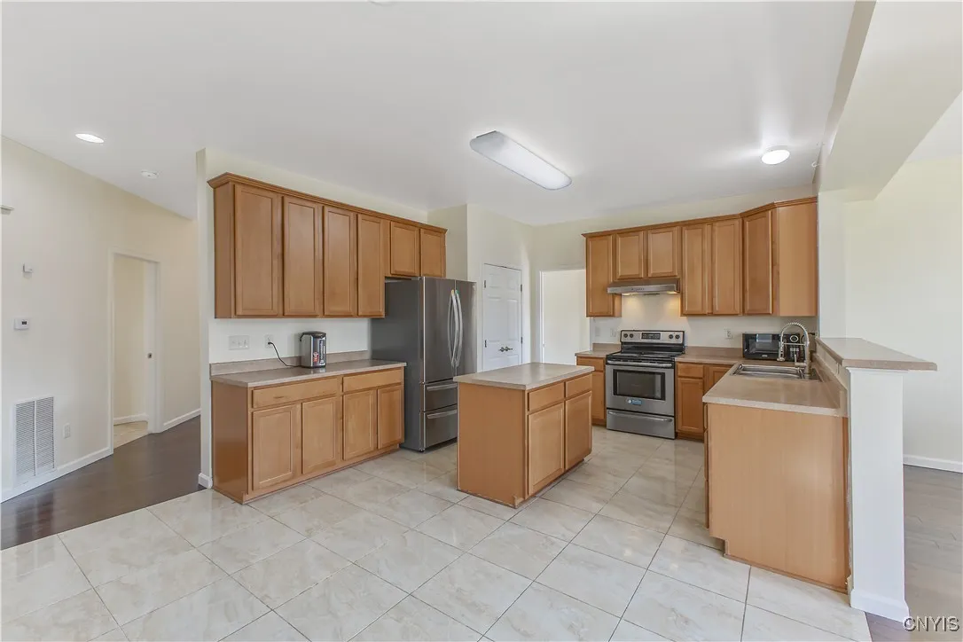5847 Quarter Moon Drive, Onondaga, New York 13078, Onondaga, New York 13078, 5 Bedrooms Bedrooms, 11 Rooms Rooms,4 BathroomsBathrooms,Residential,For Sale,5847 Quarter Moon Drive, Onondaga, New York 13078,S1621094
