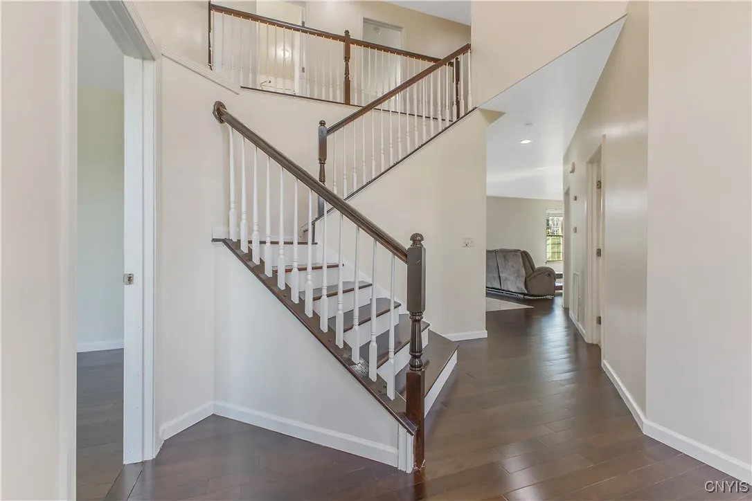 5847 Quarter Moon Drive, Onondaga, New York 13078, Onondaga, New York 13078, 5 Bedrooms Bedrooms, 11 Rooms Rooms,4 BathroomsBathrooms,Residential,For Sale,5847 Quarter Moon Drive, Onondaga, New York 13078,S1621094