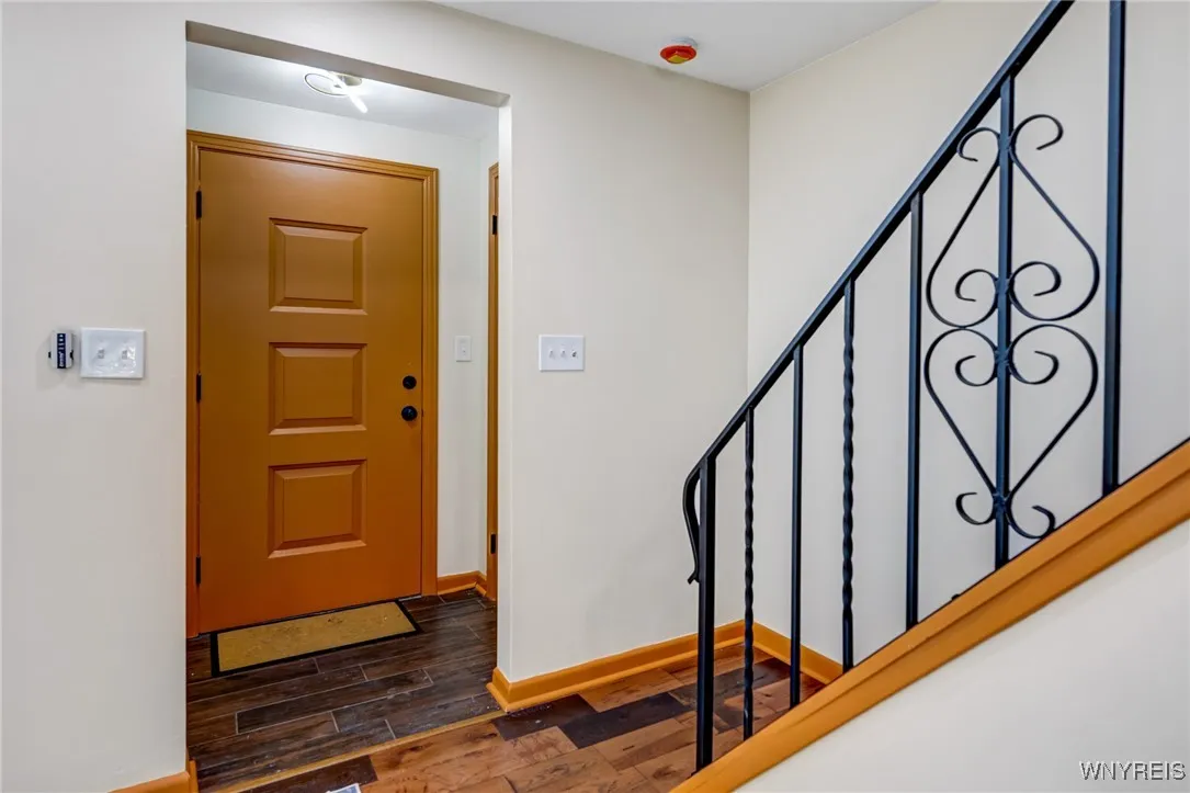 93 Sharon Drive, Tonawanda, New York 14150, Tonawanda, New York 14150, 4 Bedrooms Bedrooms, 6 Rooms Rooms,2 BathroomsBathrooms,Residential,For Sale,93 Sharon Drive, Tonawanda, New York 14150,B1621844
