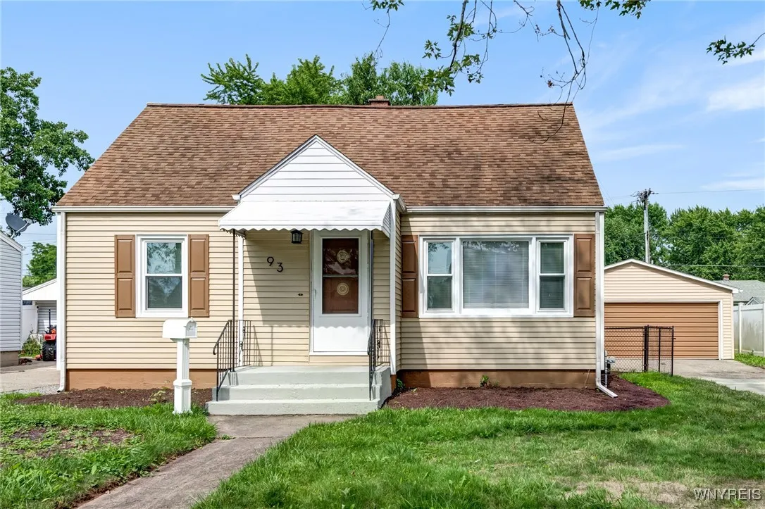 93 Sharon Drive, Tonawanda, New York 14150, Tonawanda, New York 14150, 4 Bedrooms Bedrooms, 6 Rooms Rooms,2 BathroomsBathrooms,Residential,For Sale,93 Sharon Drive, Tonawanda, New York 14150,B1621844