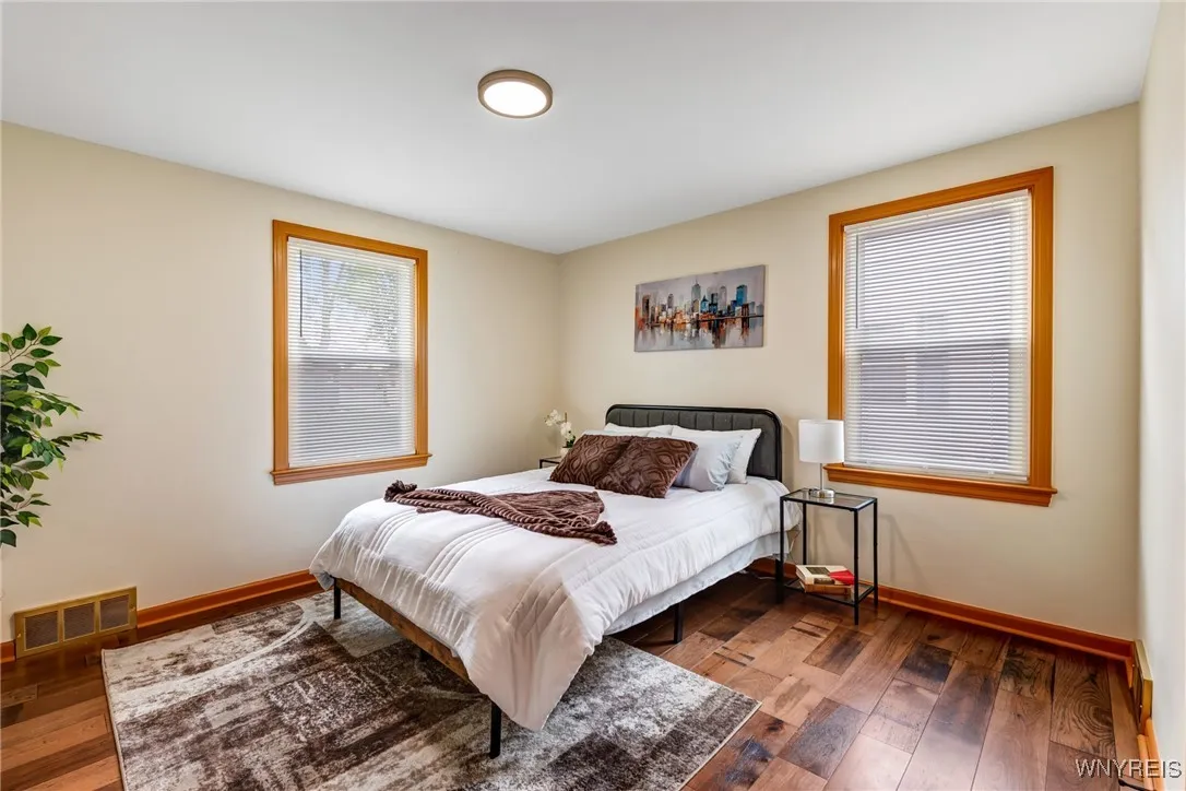 93 Sharon Drive, Tonawanda, New York 14150, Tonawanda, New York 14150, 4 Bedrooms Bedrooms, 6 Rooms Rooms,2 BathroomsBathrooms,Residential,For Sale,93 Sharon Drive, Tonawanda, New York 14150,B1621844