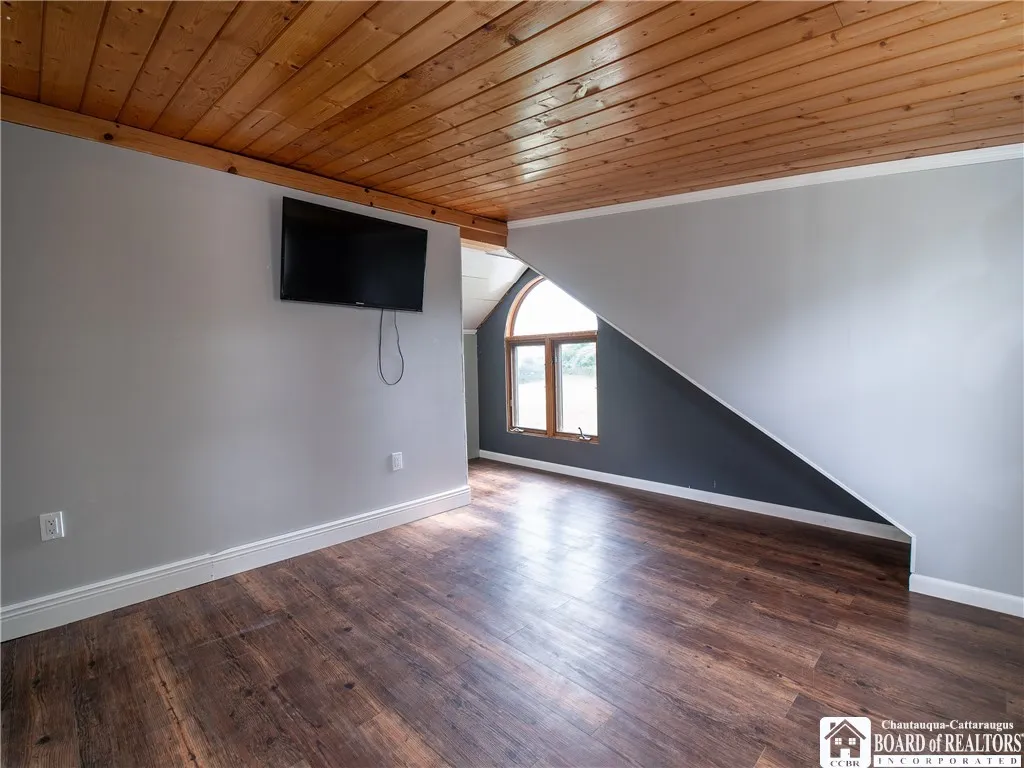 loft bedroom