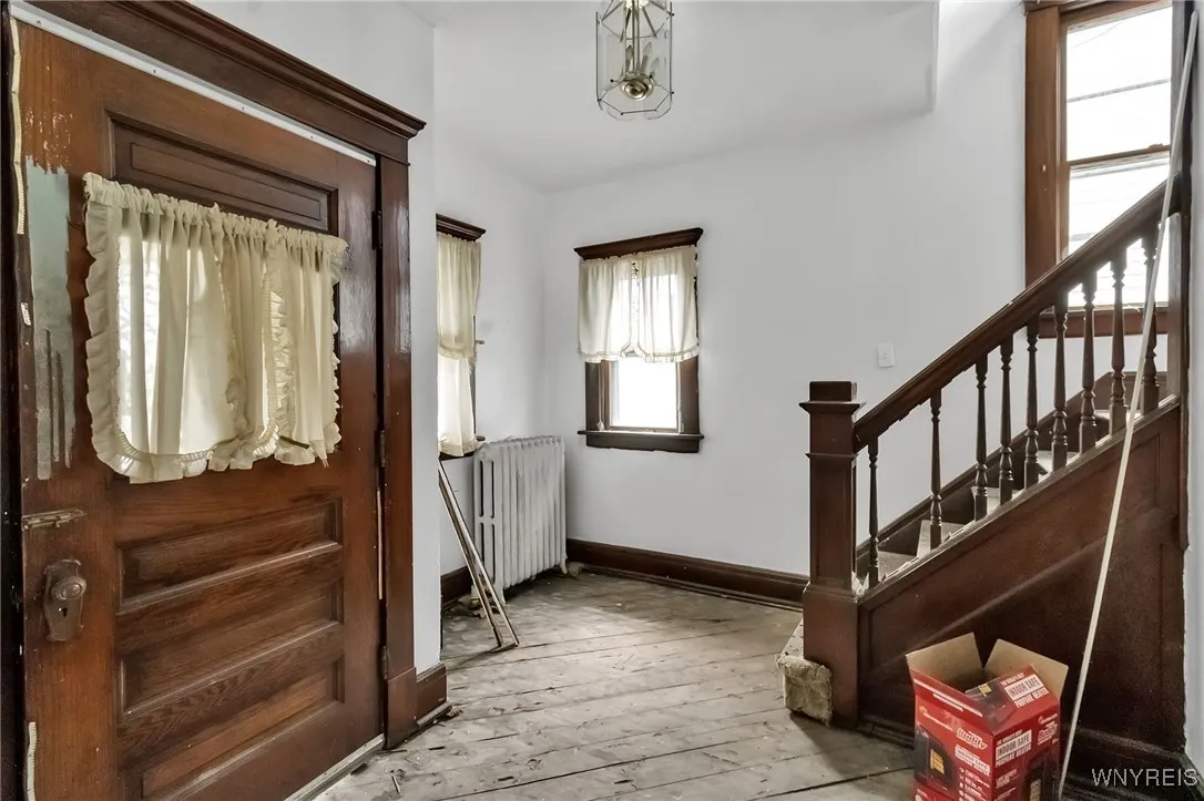 624 Kensington Avenue, Buffalo, New York 14215, Buffalo, New York 14215, 4 Bedrooms Bedrooms, 8 Rooms Rooms,1 BathroomBathrooms,Residential,For Sale,624 Kensington Avenue, Buffalo, New York 14215,B1621487