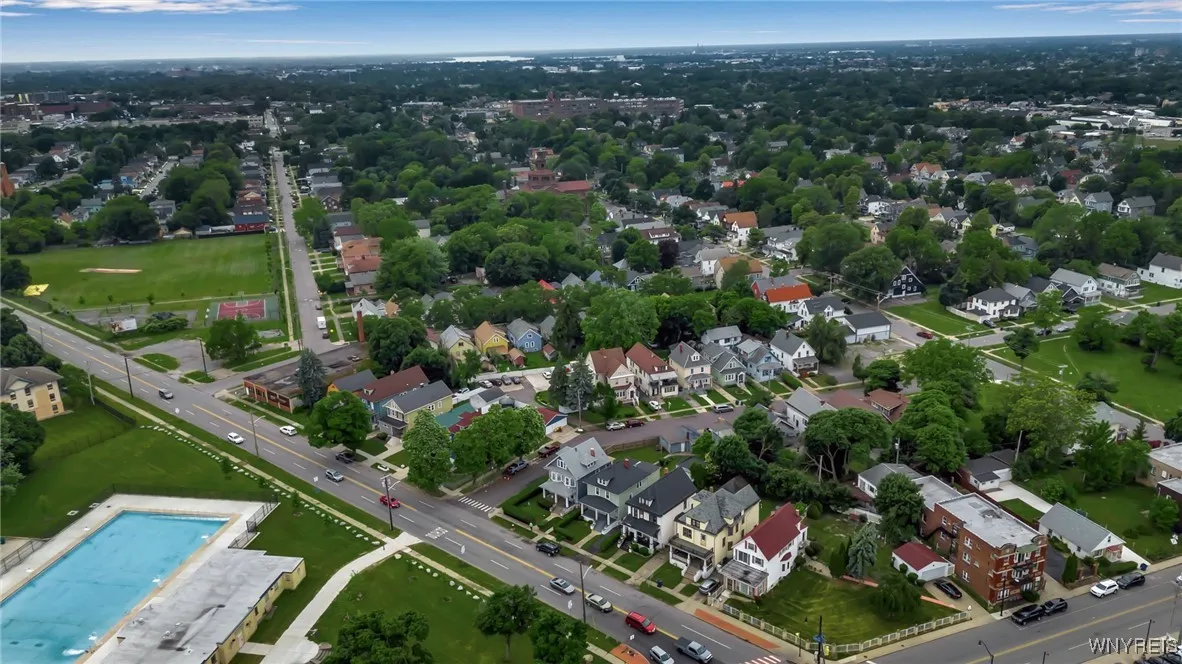 624 Kensington Avenue, Buffalo, New York 14215, Buffalo, New York 14215, 4 Bedrooms Bedrooms, 8 Rooms Rooms,1 BathroomBathrooms,Residential,For Sale,624 Kensington Avenue, Buffalo, New York 14215,B1621487