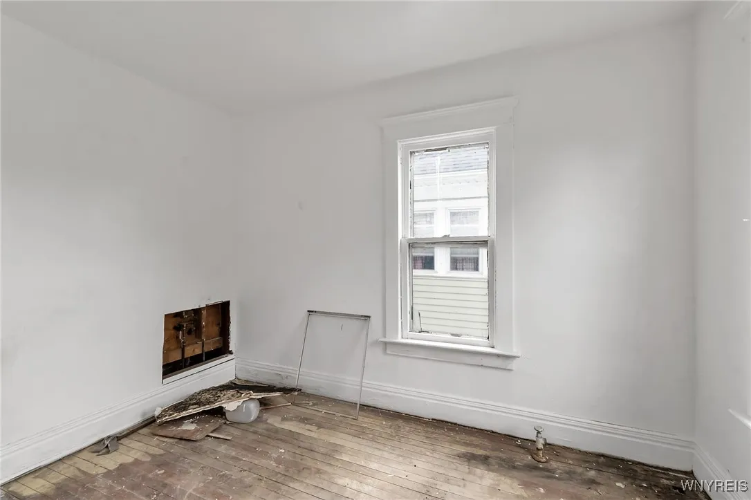 624 Kensington Avenue, Buffalo, New York 14215, Buffalo, New York 14215, 4 Bedrooms Bedrooms, 8 Rooms Rooms,1 BathroomBathrooms,Residential,For Sale,624 Kensington Avenue, Buffalo, New York 14215,B1621487