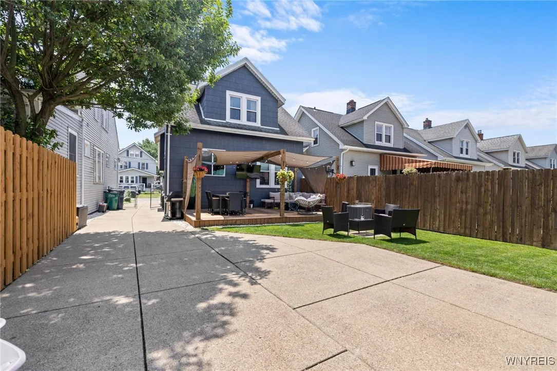 144 Whitfield Avenue, Buffalo, New York 14220, Buffalo, New York 14220, 3 Bedrooms Bedrooms, 8 Rooms Rooms,1 BathroomBathrooms,Residential,Closed,144 Whitfield Avenue, Buffalo, New York 14220,0,B1621837
