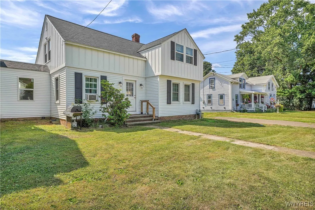 2 bedroom and 1 bedrrom units