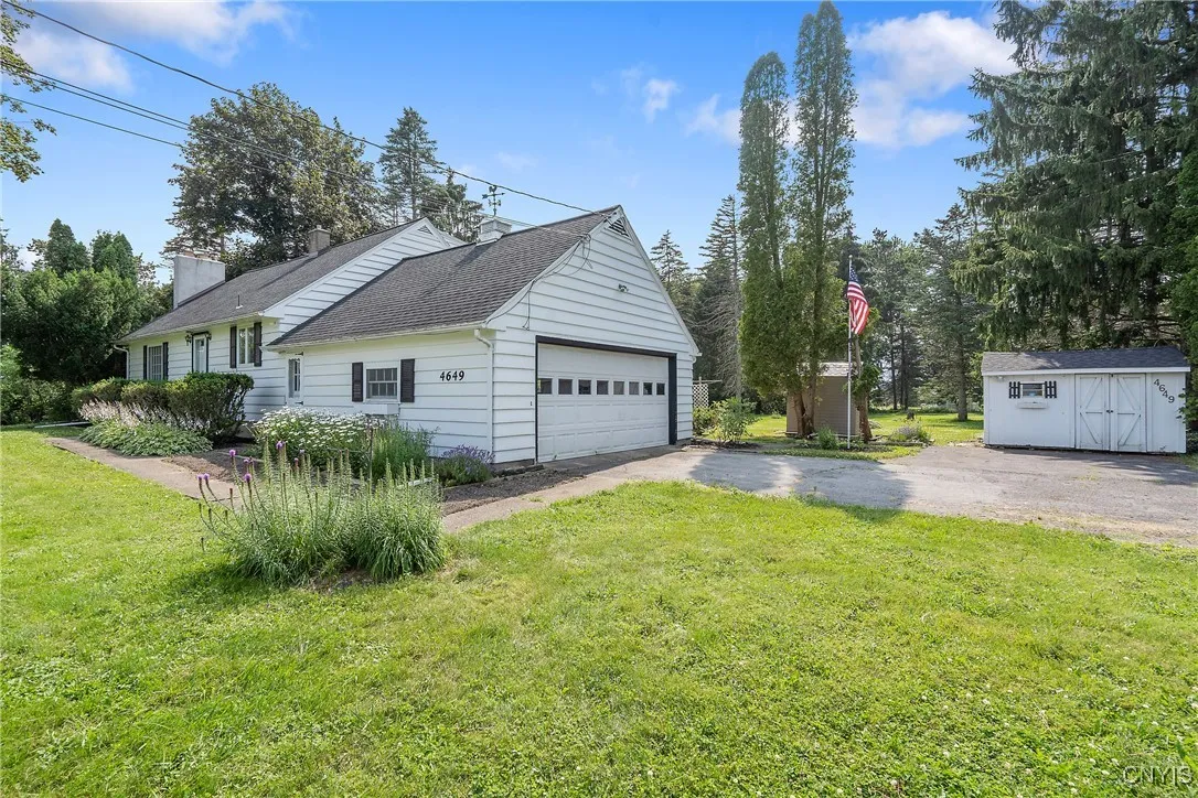 4649 Limeledge Road, Marcellus, New York 13108, Marcellus, New York 13108, 3 Bedrooms Bedrooms, 6 Rooms Rooms,2 BathroomsBathrooms,Residential,For Sale,4649 Limeledge Road, Marcellus, New York 13108,S1620501