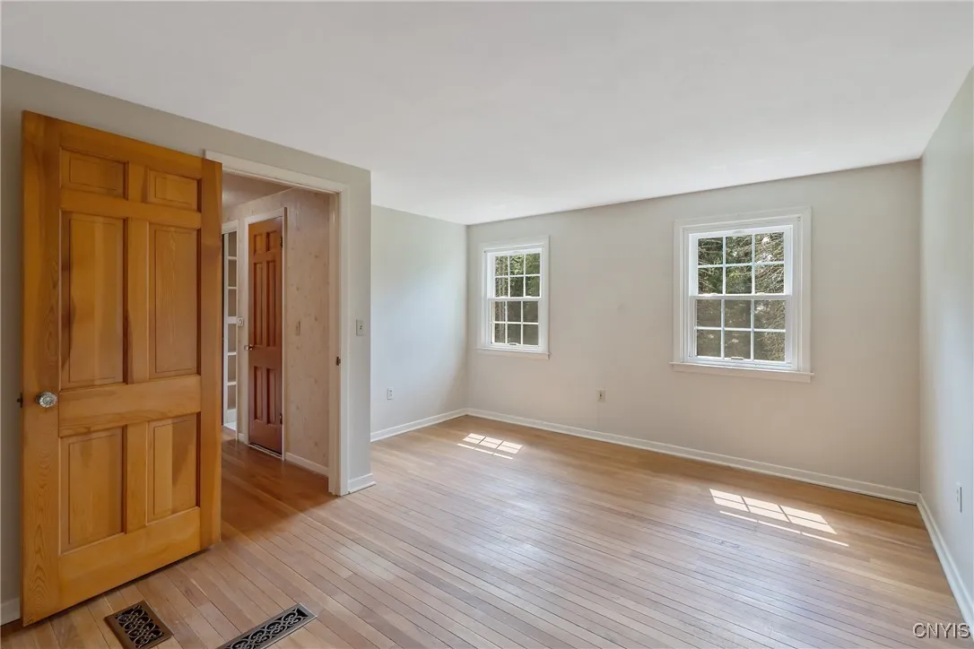 4649 Limeledge Road, Marcellus, New York 13108, Marcellus, New York 13108, 3 Bedrooms Bedrooms, 6 Rooms Rooms,2 BathroomsBathrooms,Residential,For Sale,4649 Limeledge Road, Marcellus, New York 13108,S1620501