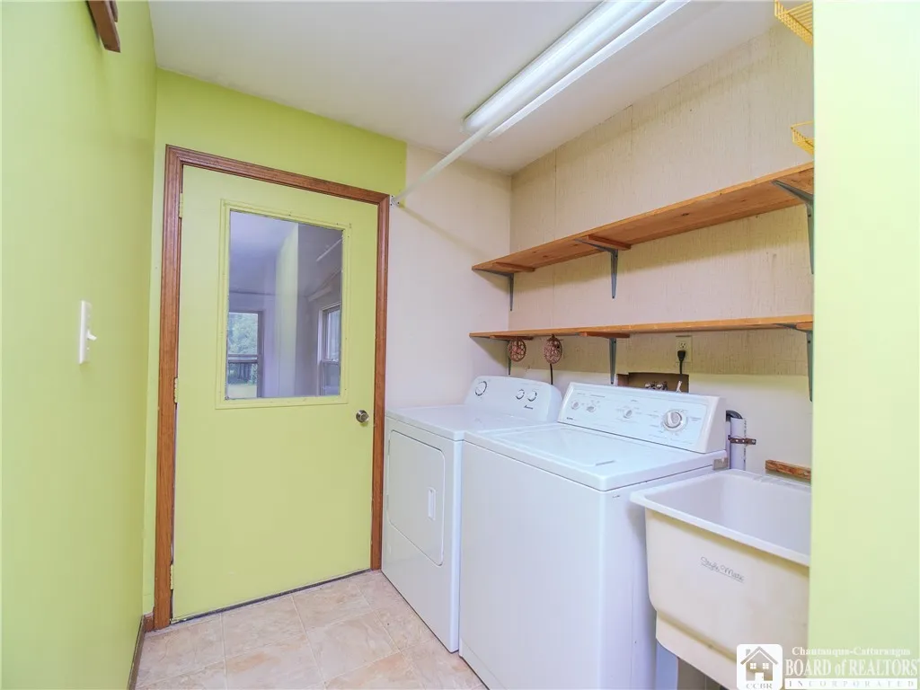 5550 Route 474, Harmony, New York 14710, Harmony, New York 14710, 3 Bedrooms Bedrooms, 11 Rooms Rooms,2 BathroomsBathrooms,Residential,Closed,5550 Route 474, Harmony, New York 14710,0,R1619609