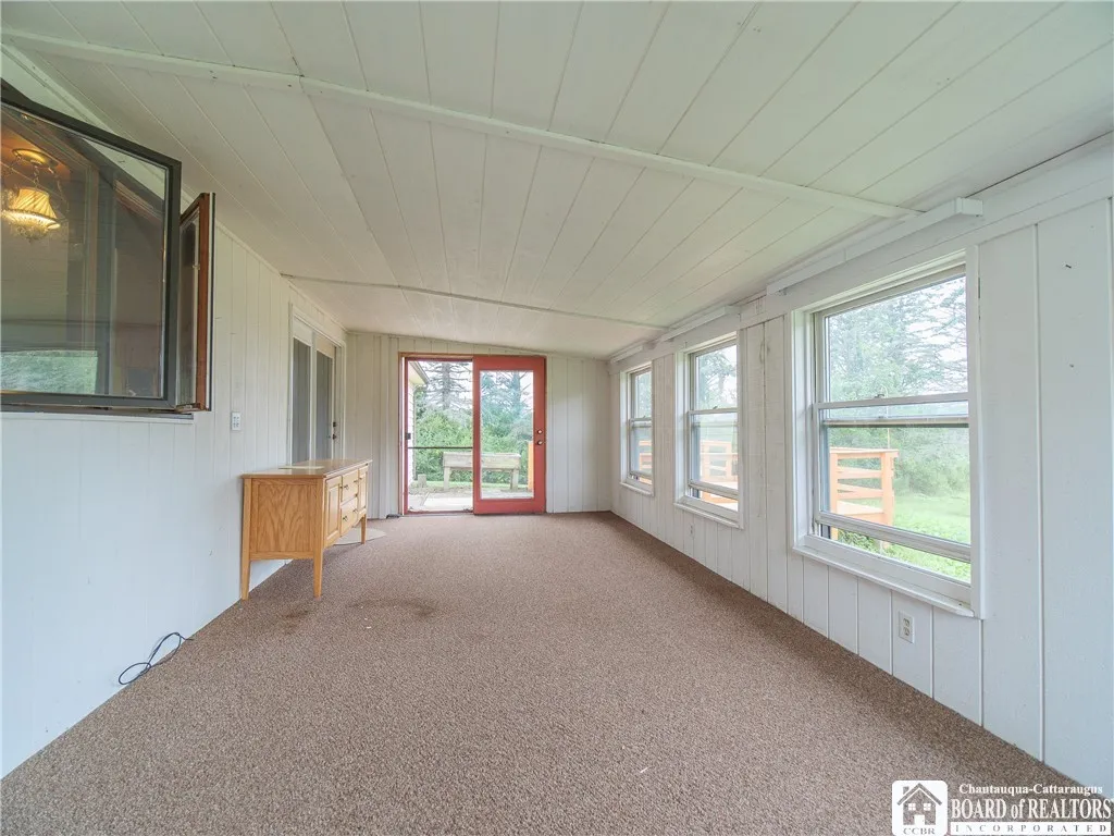 5550 Route 474, Harmony, New York 14710, Harmony, New York 14710, 3 Bedrooms Bedrooms, 11 Rooms Rooms,2 BathroomsBathrooms,Residential,Closed,5550 Route 474, Harmony, New York 14710,0,R1619609
