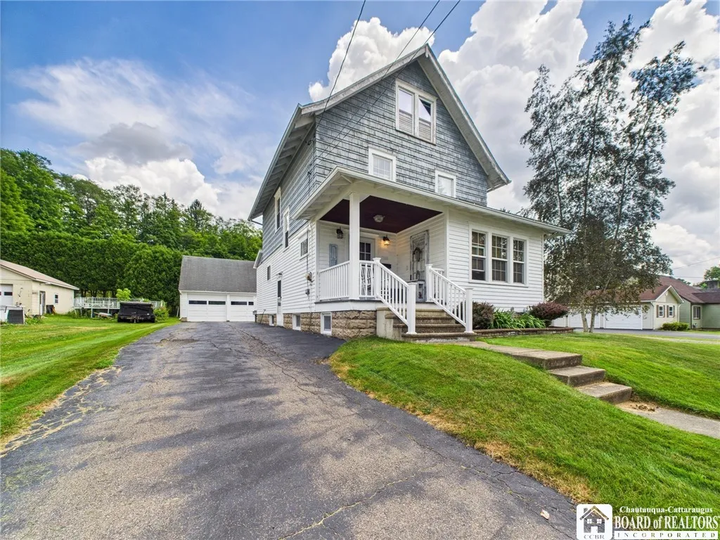 118 North 3rd Street, Allegany, New York 14706, Allegany, New York 14706, 3 Bedrooms Bedrooms, 7 Rooms Rooms,1 BathroomBathrooms,Residential,Closed,118 North 3rd Street, Allegany, New York 14706,0,R1621850