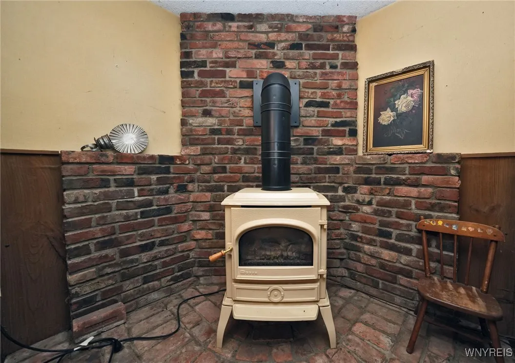 11143 Chaddock Road, Alexander, New York 14005, Alexander, New York 14005, 4 Bedrooms Bedrooms, 9 Rooms Rooms,3 BathroomsBathrooms,Residential,For Sale,11143 Chaddock Road, Alexander, New York 14005,B1621665