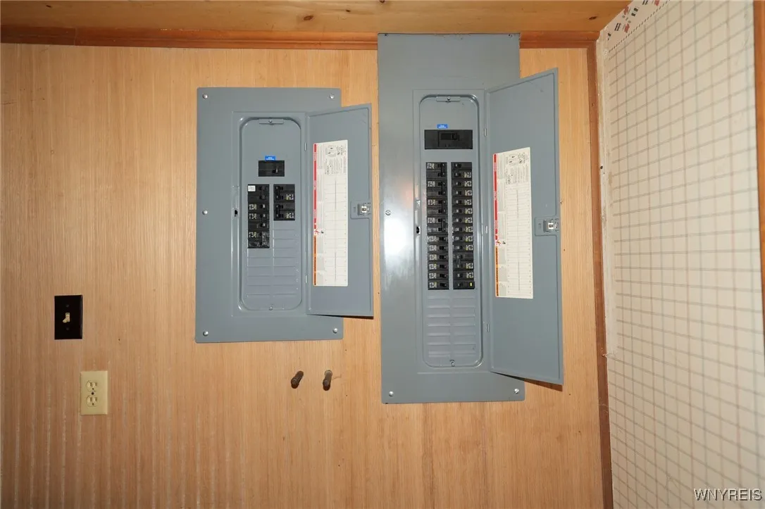 11143 Chaddock Road, Alexander, New York 14005, Alexander, New York 14005, 4 Bedrooms Bedrooms, 9 Rooms Rooms,3 BathroomsBathrooms,Residential,For Sale,11143 Chaddock Road, Alexander, New York 14005,B1621665