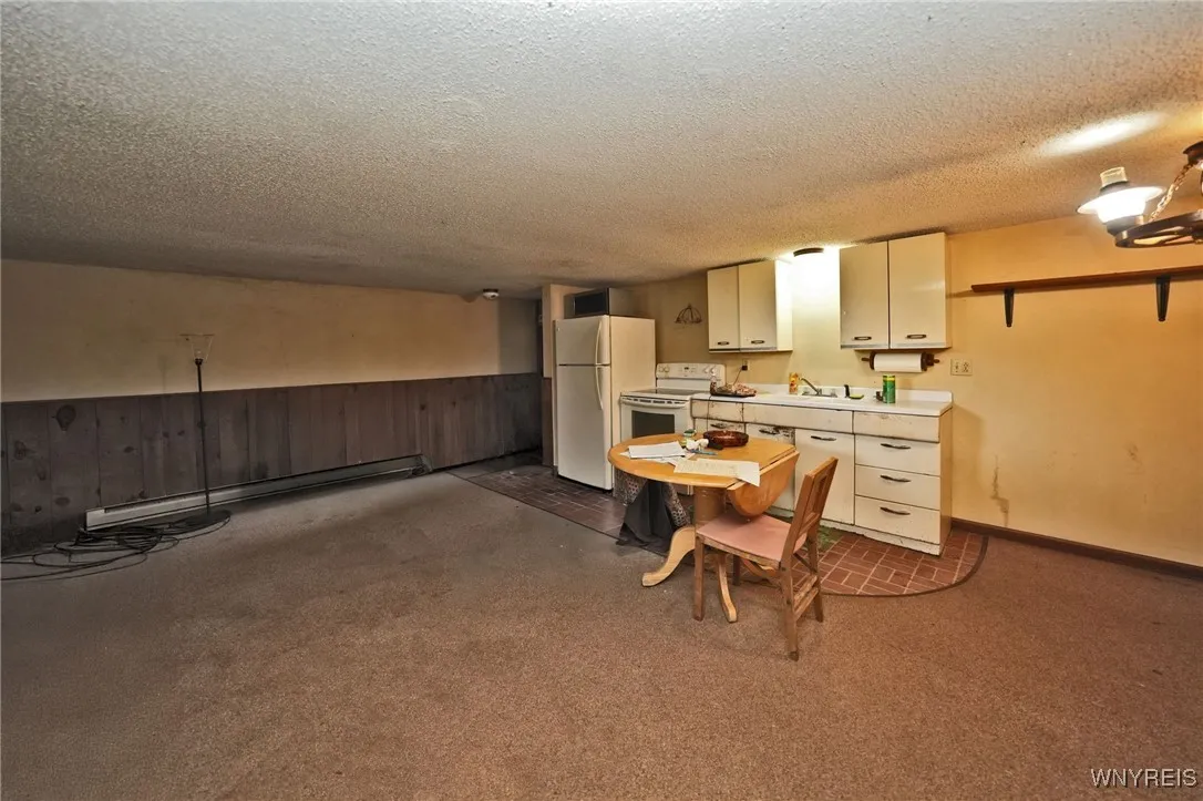 11143 Chaddock Road, Alexander, New York 14005, Alexander, New York 14005, 4 Bedrooms Bedrooms, 9 Rooms Rooms,3 BathroomsBathrooms,Residential,For Sale,11143 Chaddock Road, Alexander, New York 14005,B1621665