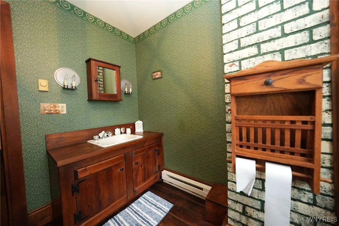 11143 Chaddock Road, Alexander, New York 14005, Alexander, New York 14005, 4 Bedrooms Bedrooms, 9 Rooms Rooms,3 BathroomsBathrooms,Residential,For Sale,11143 Chaddock Road, Alexander, New York 14005,B1621665