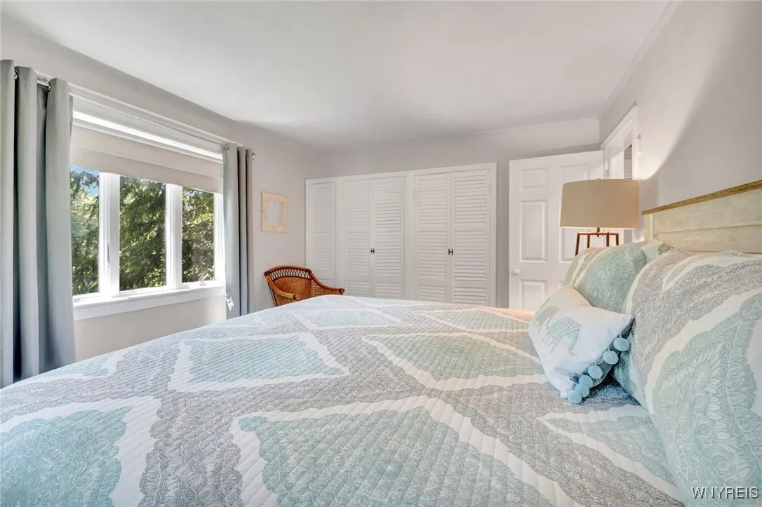 3714 Hampton Brook Drive, Hamburg, New York 14075, Hamburg, New York 14075, 4 Bedrooms Bedrooms, 9 Rooms Rooms,2 BathroomsBathrooms,Residential,For Sale,3714 Hampton Brook Drive, Hamburg, New York 14075,B1621822