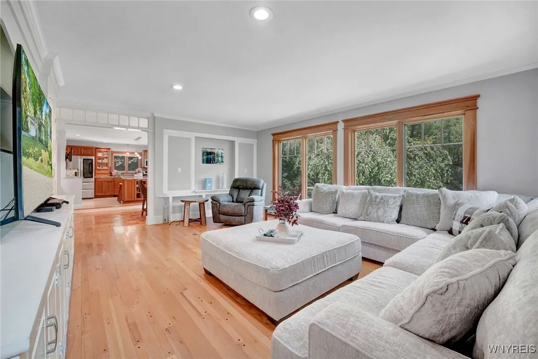 3714 Hampton Brook Drive, Hamburg, New York 14075, Hamburg, New York 14075, 4 Bedrooms Bedrooms, 9 Rooms Rooms,2 BathroomsBathrooms,Residential,For Sale,3714 Hampton Brook Drive, Hamburg, New York 14075,B1621822