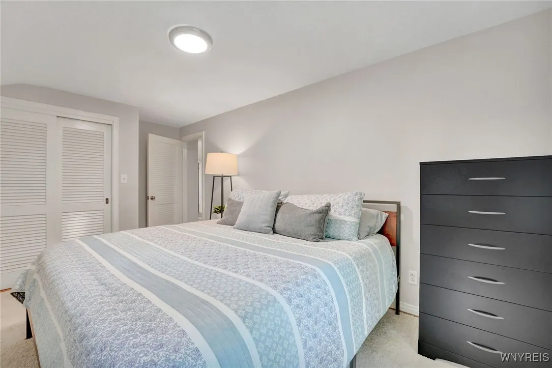 3714 Hampton Brook Drive, Hamburg, New York 14075, Hamburg, New York 14075, 4 Bedrooms Bedrooms, 9 Rooms Rooms,2 BathroomsBathrooms,Residential,For Sale,3714 Hampton Brook Drive, Hamburg, New York 14075,B1621822