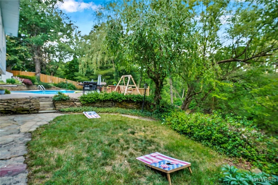 3714 Hampton Brook Drive, Hamburg, New York 14075, Hamburg, New York 14075, 4 Bedrooms Bedrooms, 9 Rooms Rooms,2 BathroomsBathrooms,Residential,For Sale,3714 Hampton Brook Drive, Hamburg, New York 14075,B1621822