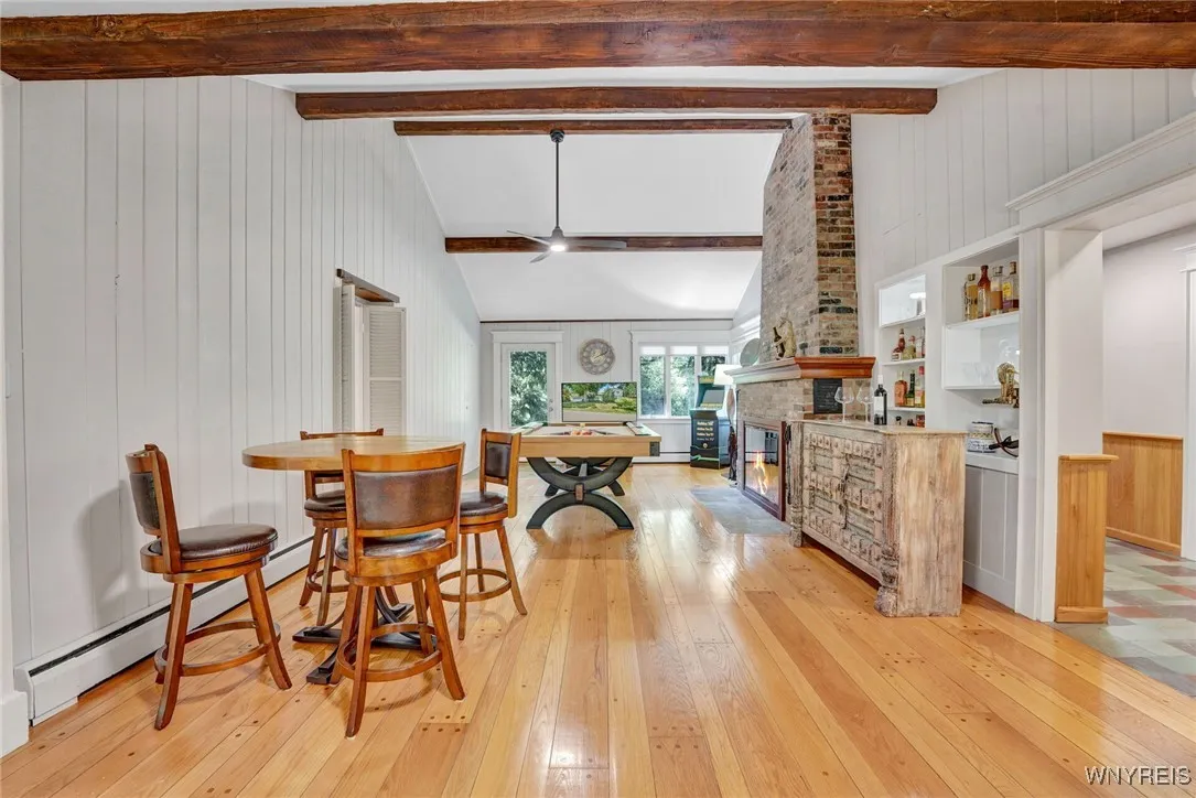 GLEAMING HARDWOOD FLOORS!