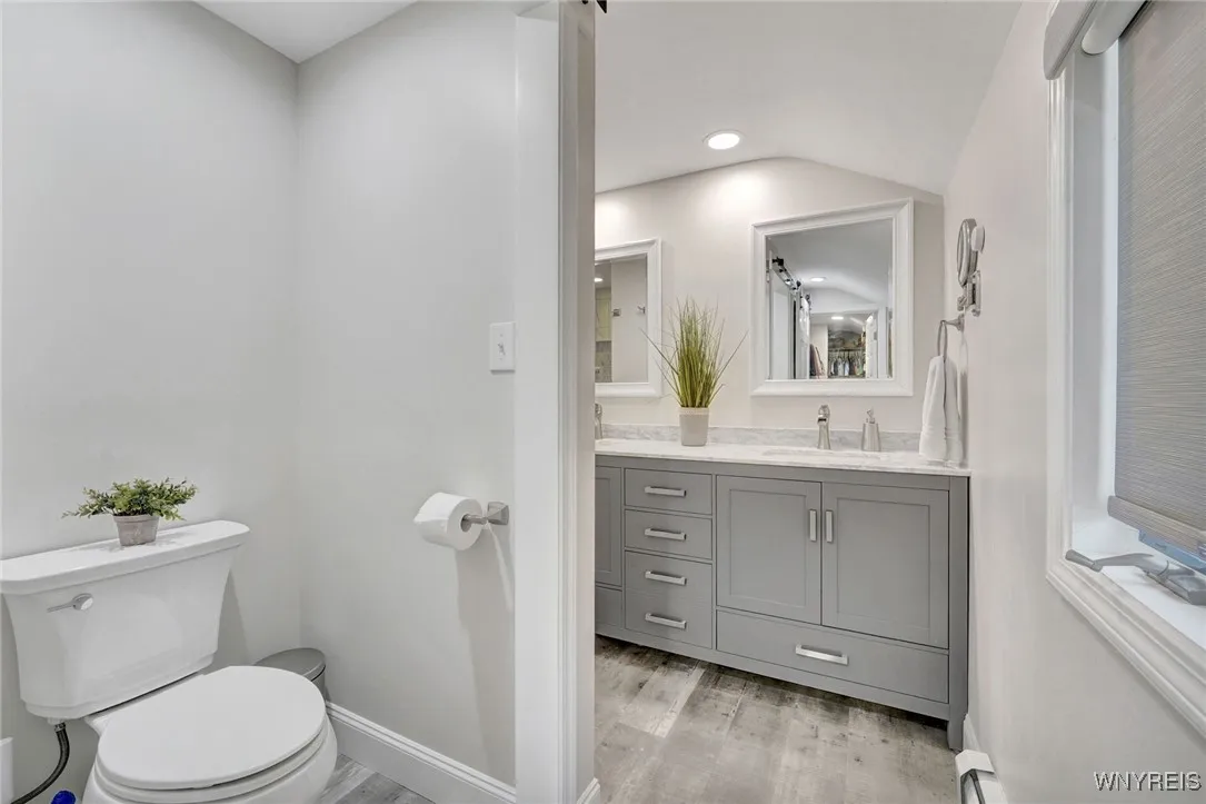 3714 Hampton Brook Drive, Hamburg, New York 14075, Hamburg, New York 14075, 4 Bedrooms Bedrooms, 9 Rooms Rooms,2 BathroomsBathrooms,Residential,For Sale,3714 Hampton Brook Drive, Hamburg, New York 14075,B1621822