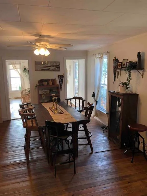4489 East Lake Road, Livonia, New York 14487, Livonia, New York 14487, 4 Bedrooms Bedrooms, 7 Rooms Rooms,2 BathroomsBathrooms,Residential Lease,Closed,4489 East Lake Road, Livonia, New York 14487,R1621882