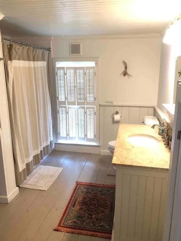 4489 East Lake Road, Livonia, New York 14487, Livonia, New York 14487, 4 Bedrooms Bedrooms, 7 Rooms Rooms,2 BathroomsBathrooms,Residential Lease,Closed,4489 East Lake Road, Livonia, New York 14487,R1621882